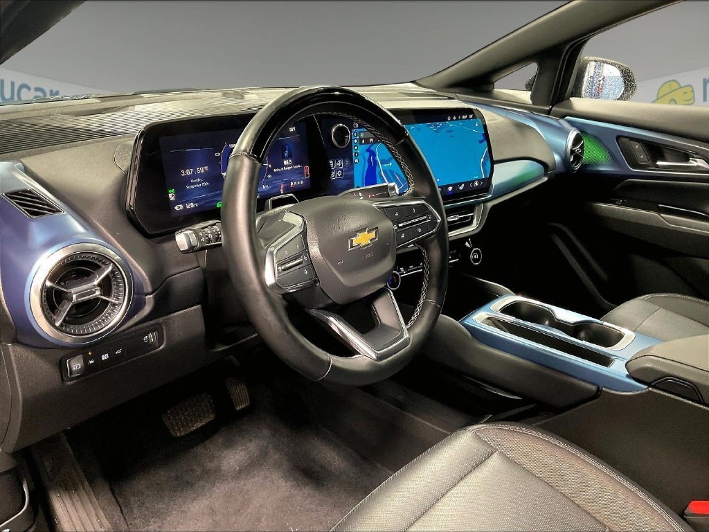 Used 2024 Chevrolet Equinox EV LT w/ Active Safety Package 3 FWD image 8