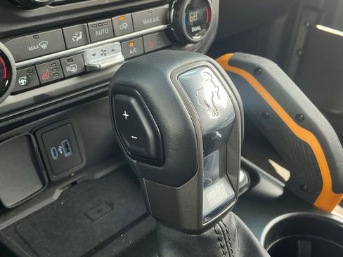 Used 2023 Ford Bronco Badlands AWD/4WD image 36
