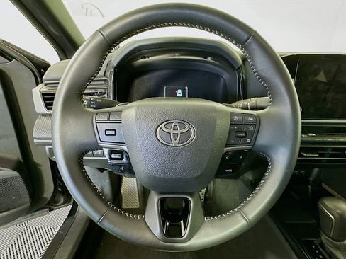 Certified 2025 Toyota Camry SE image 13