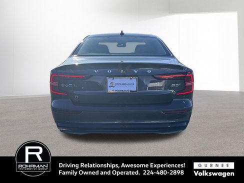 Used 2024 Volvo S60 B5 Core image 8