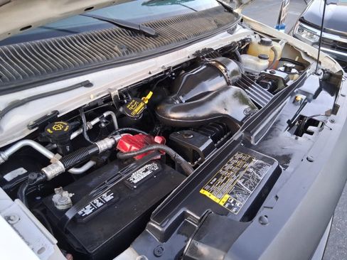 Used 2014 Ford E-150 and Econoline 150 w/ Power Group image 24