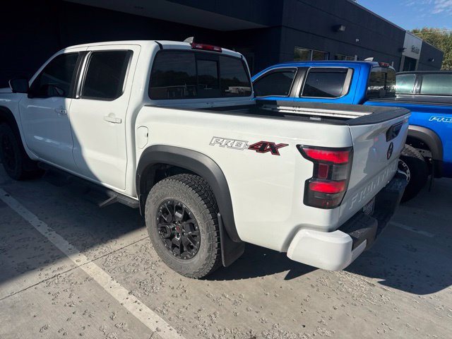 Used 2022 Nissan Frontier PRO-4X w/ Pro-4X Premium Package AWD/4WD image 3