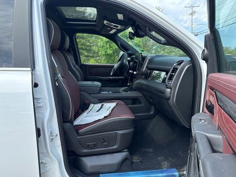 New 2026 RAM 2500 Limited AWD/4WD image 32