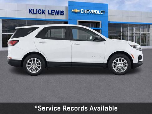 Used 2023 Chevrolet Equinox LS w/ LS Convenience Package AWD/4WD image 9