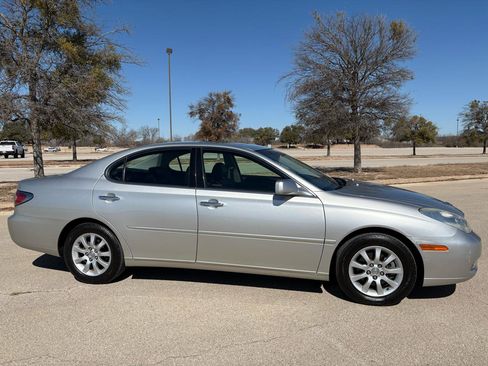 Used 2004 Lexus ES 330 image 51