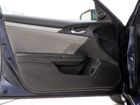 Used 2018 Honda Civic EX-L image 16