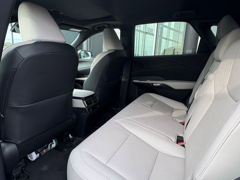 Used 2024 Lexus RX 350 Premium Plus w/ Convenience Package AWD/4WD image 10