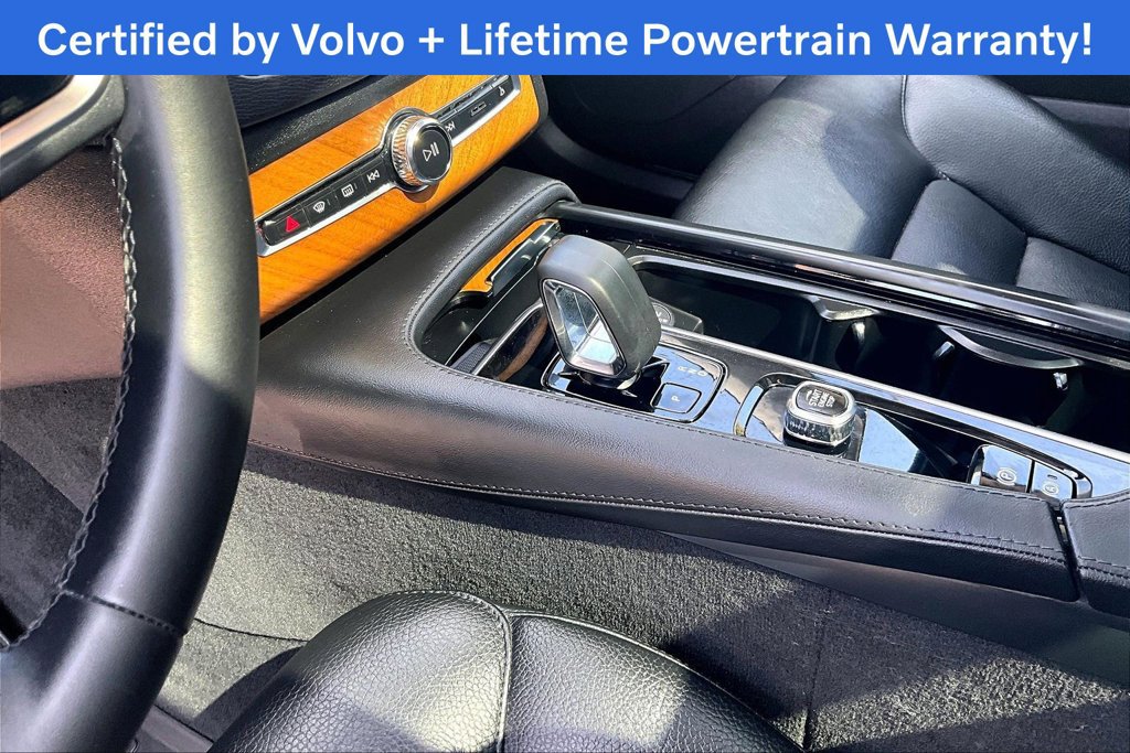 Certified 2023 Volvo XC90 B6 Core w/ Protection Package Premier AWD/4WD image 19
