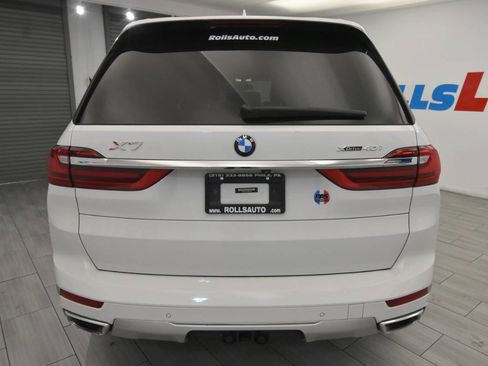 Used 2019 BMW X7 xDrive40i w/ Parking Assistance Package image 4