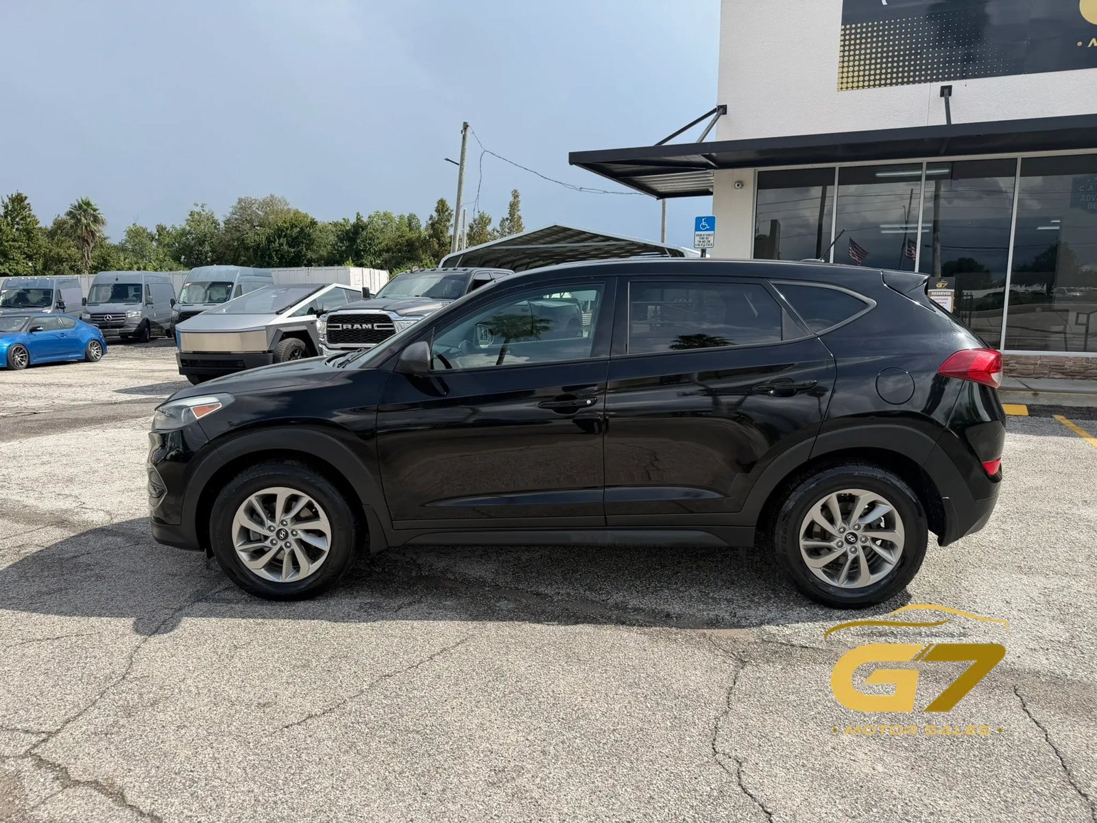 Used 2017 Hyundai Tucson SE FWD image 11