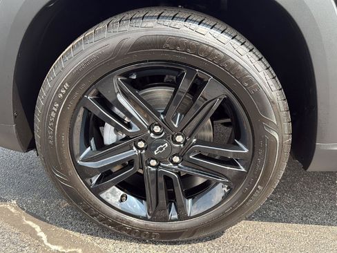 New 2026 Chevrolet Trax ACTIV w/ Driver Confidence Package FWD image 35