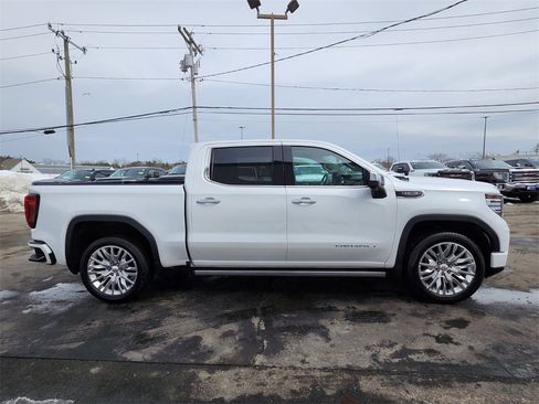 Used 2022 GMC Sierra 1500 Denali image 6