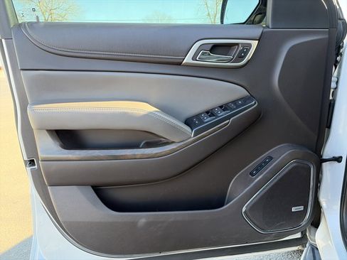 Used 2018 GMC Yukon Denali w/ Open Road Package image 18