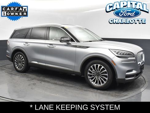 Used 2023 Lincoln Aviator Reserve RWD image 4