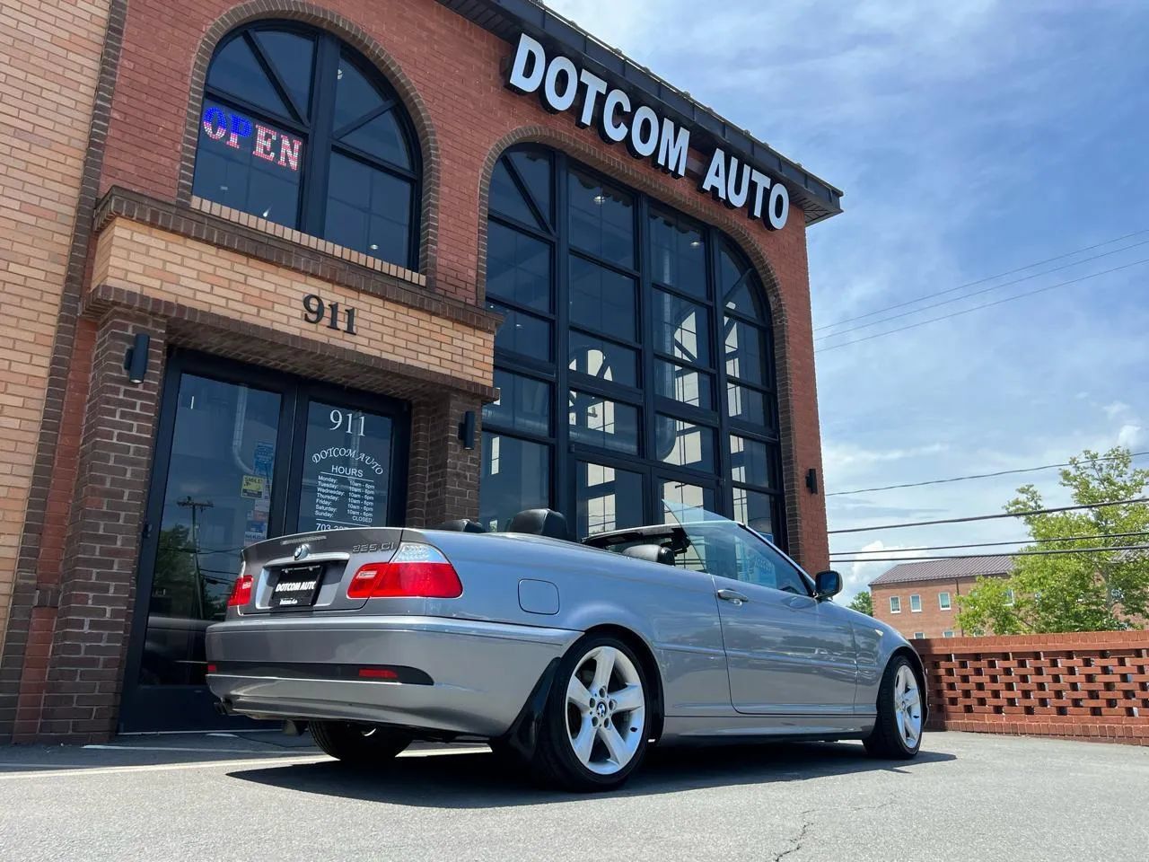 Used 2004 BMW 325Ci Convertible RWD image 12