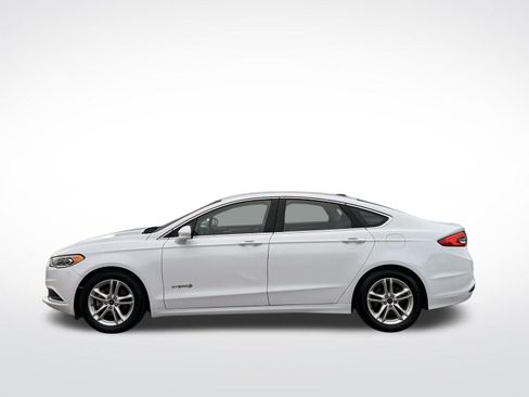 Used 2018 Ford Fusion SE w/ Equipment Group 602A image 12