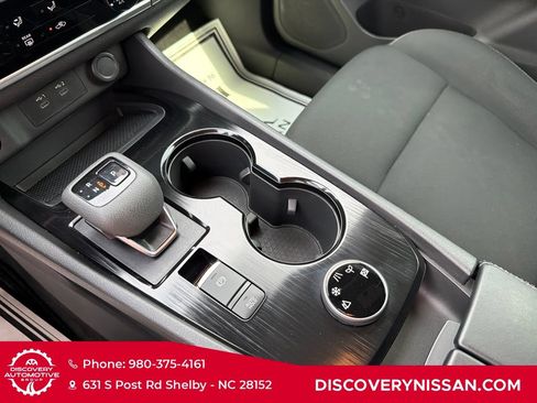Certified 2025 Nissan Rogue S AWD/4WD image 20