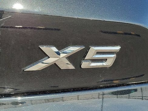 Used 2026 BMW X5 xDrive40i w/ Premium Package AWD/4WD image 9