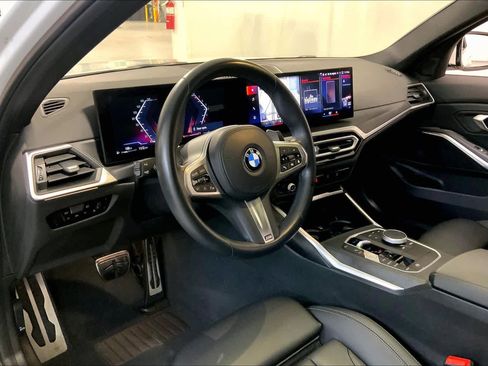 Used 2023 BMW 330i Sedan w/ M Sport Package image 18