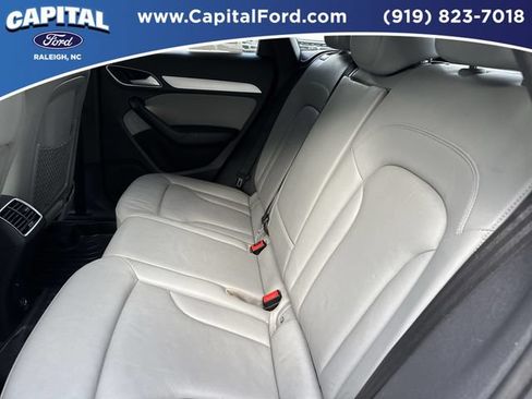 Used 2018 Audi Q3 2.0T Premium FWD image 18