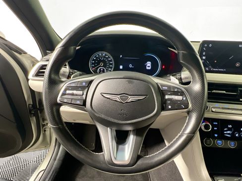 Used 2024 Genesis G70 2.5T AWD/4WD image 17
