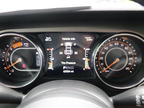 Used 2021 Jeep Wrangler Unlimited Sport w/ Sun And Sound Package AWD/4WD image 28