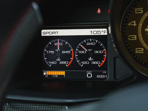 Used 2015 Ferrari 458 Speciale Coupe RWD image 46