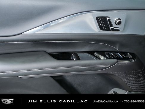 Certified 2024 Cadillac Lyriq Tech RWD image 6