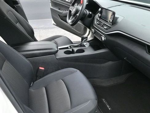 Used 2021 Nissan Altima 2.5 S image 16