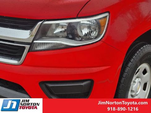 Used 2017 Chevrolet Colorado W/T w/ WT Convenience Package image 11