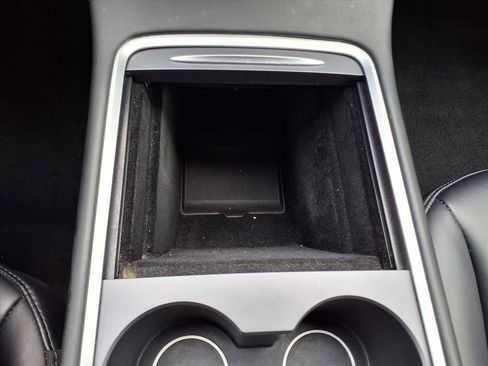 Used 2023 Tesla Model 3 Standard Range image 24