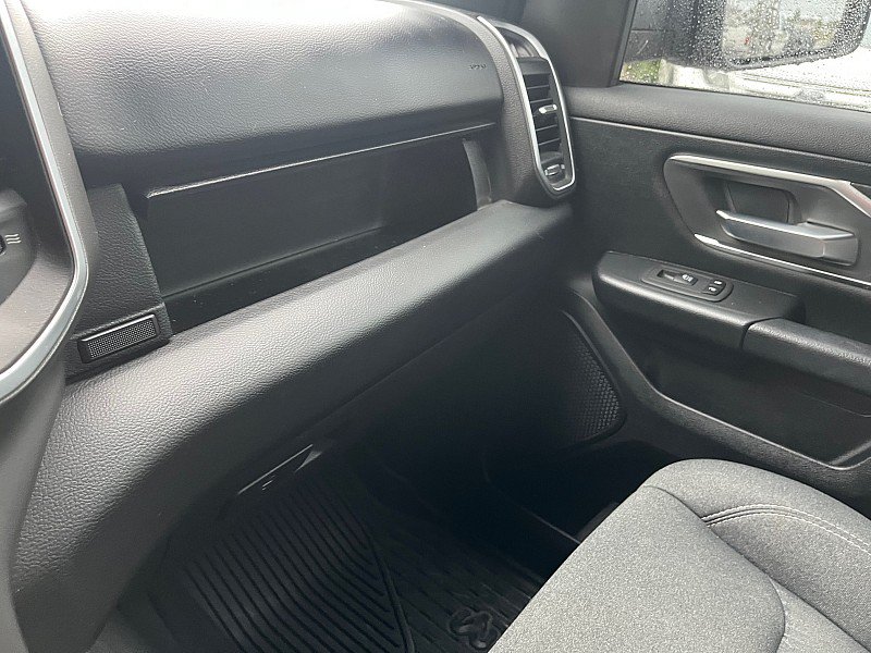 Used 2019 RAM 1500 Big Horn AWD/4WD image 17