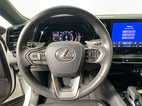 Used 2024 Lexus RX 350 FWD w/ Technology Package image 17