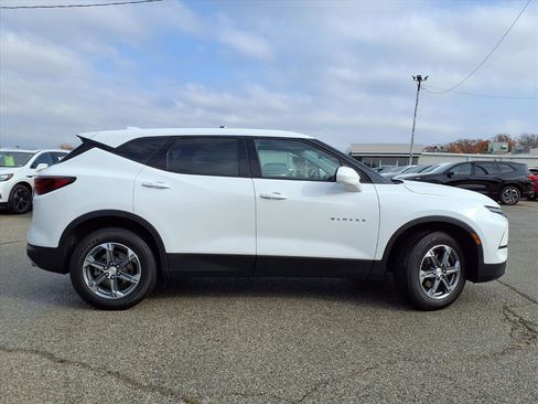 Used 2023 Chevrolet Blazer LT w/ Driver Confidence Package image 31