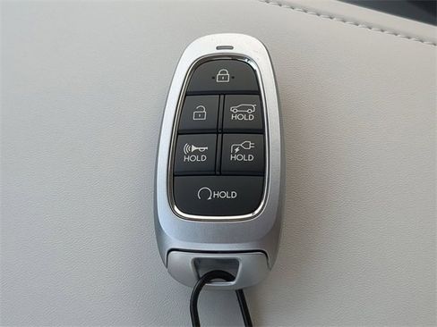 Certified 2023 Hyundai Ioniq 5 SEL w/ Cargo Package image 29