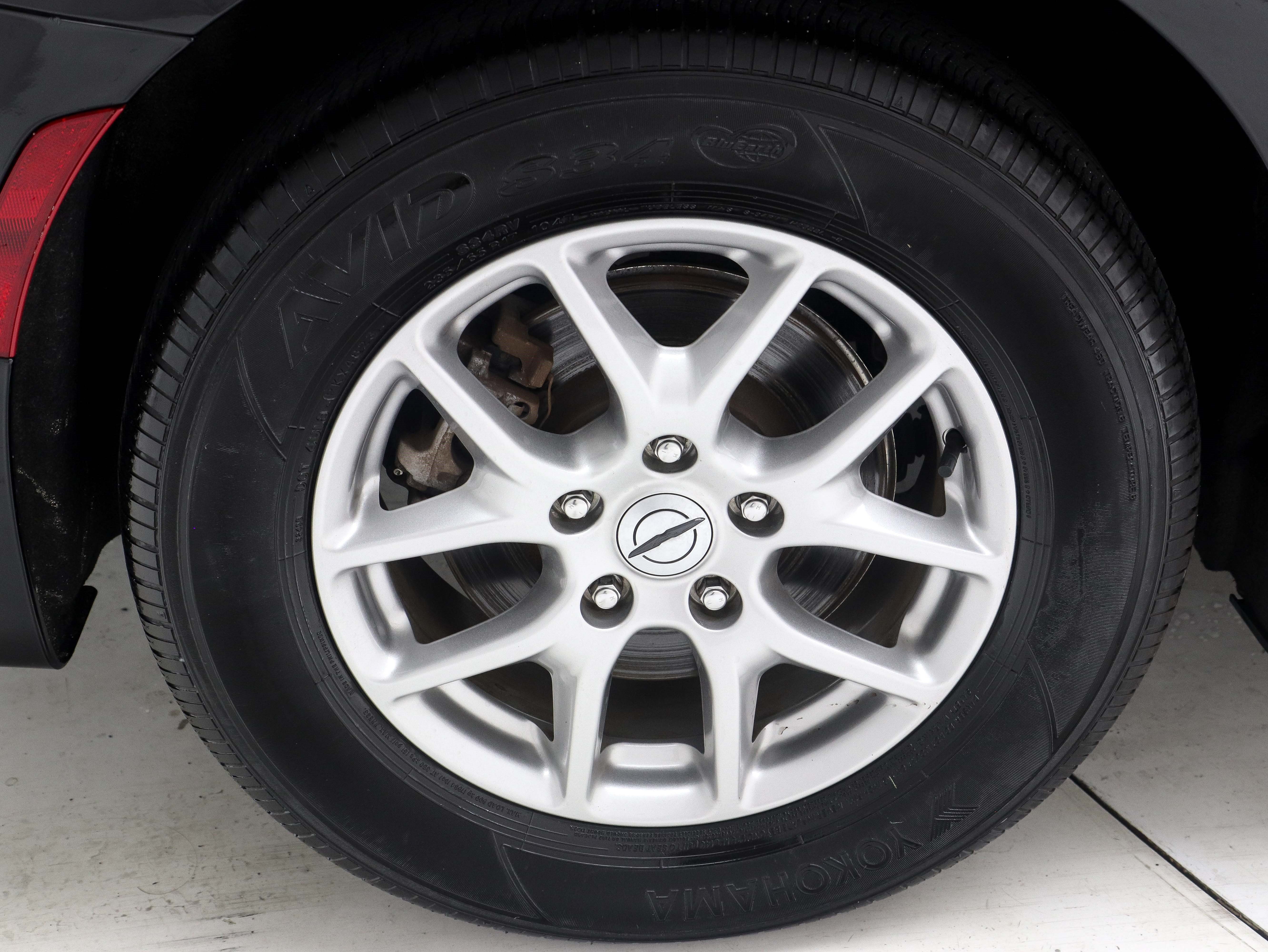 Used 2024 Chrysler Pacifica Touring FWD image 31
