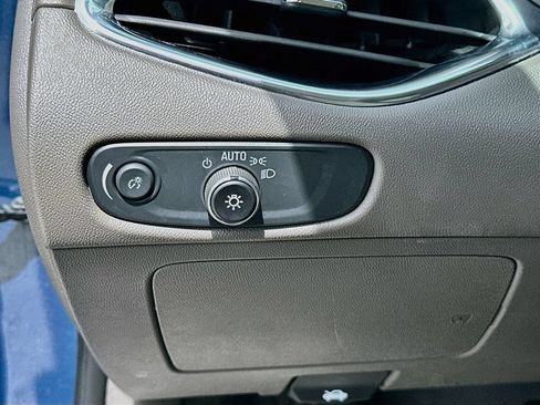 Used 2024 Chevrolet Malibu LT FWD image 7