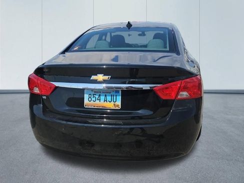 Used 2017 Chevrolet Impala LS FWD image 3