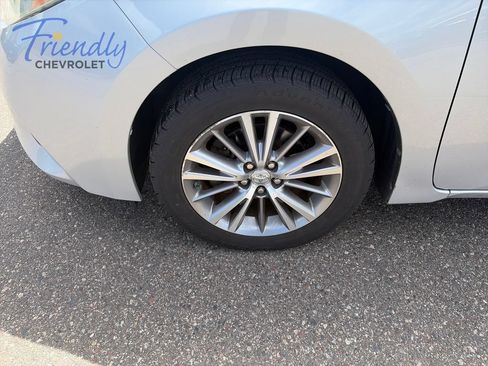 Used 2014 Toyota Corolla LE FWD image 6