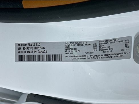 New 2026 Chrysler Pacifica Pinnacle image 19