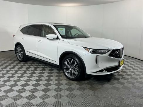 Used 2023 Acura MDX SH-AWD w/ Technology Package image 3