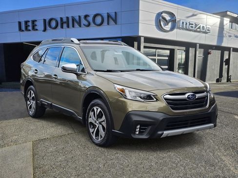 Used 2020 Subaru Outback Touring XT AWD/4WD image 7
