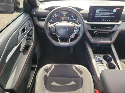 Used 2025 Ford Explorer ST RWD image 11