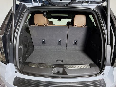 New 2026 Chevrolet Tahoe High Country AWD/4WD image 27