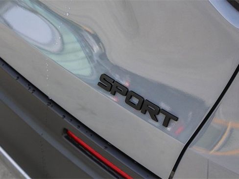 Used 2025 Honda HR-V Sport image 12