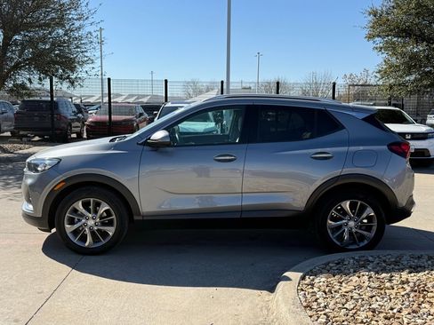 Used 2023 Buick Encore GX Essence w/ Experience Buick Package image 2