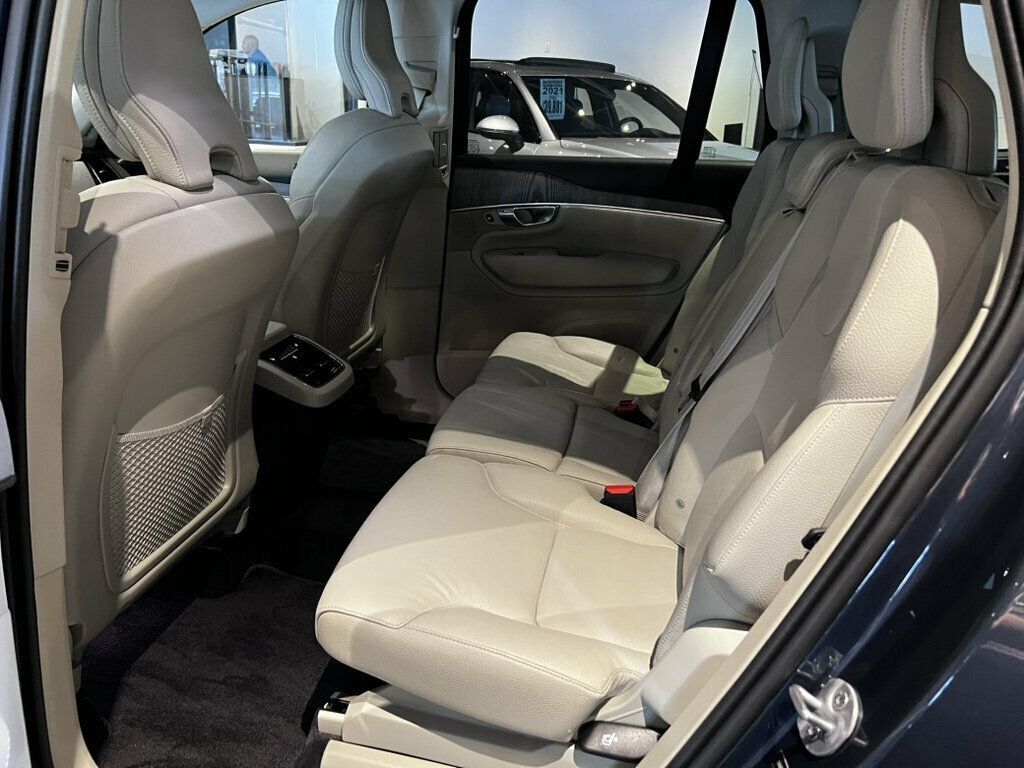 Used 2024 Volvo XC90 B6 Plus AWD/4WD image 15