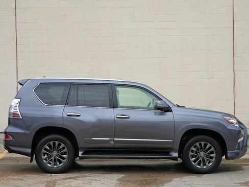 Used 2015 Lexus GX 460 Luxury AWD/4WD image 58