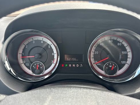 Used 2019 Dodge Grand Caravan SXT FWD image 15