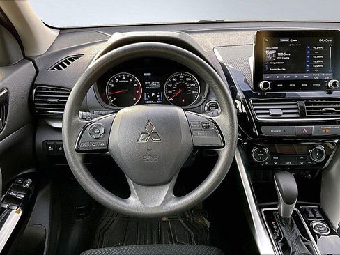 Used 2024 Mitsubishi Eclipse Cross LE image 5